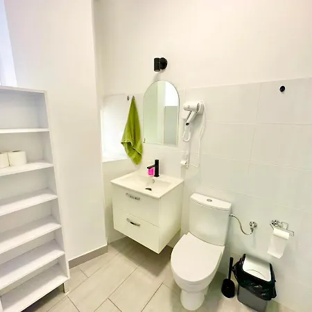 Atlas' House Vandrerhjem Poznań